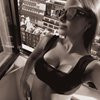 Mandy M - Image 1