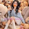 Chloe - Image 8