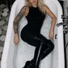 Chloe Carter - Image 7