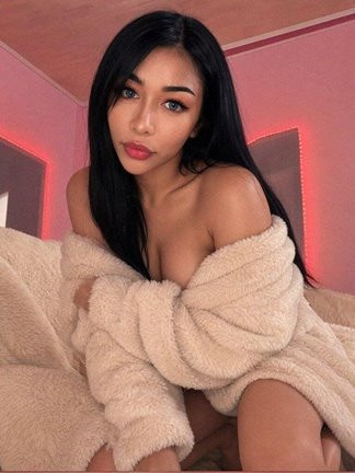 Image of Andrea