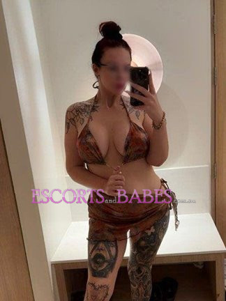 Image of Cara Devine
