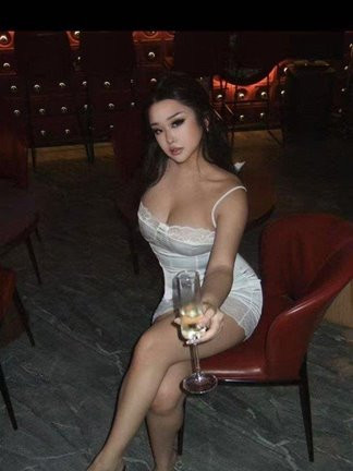 Image of Tara partyparty