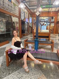 Image of 2efe9ccc-5167-4fbd-bbb3-b1d131e5eb97