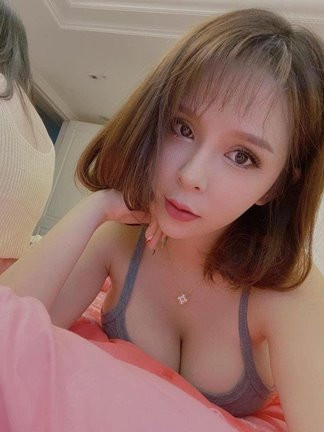 Image of Party Naughty Japanese 22 yrs Hazel IN THE Industry