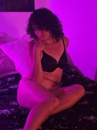 Image of loveydoveyphoebe