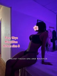 Image of 3ef90ff7-83c4-4b4d-a15e-91673e1077ed
