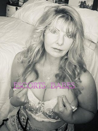 Image of Dixie Laveaux