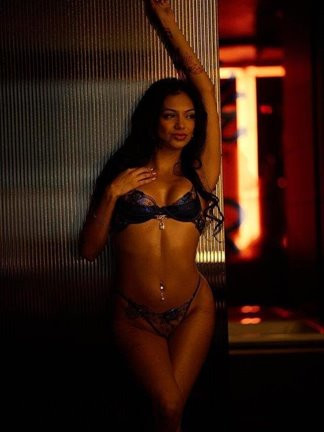 Image of Diana luv xxx