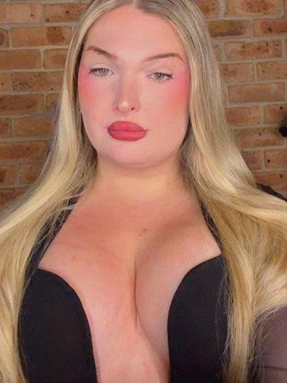 Image of Gorgeous Thick Doll
