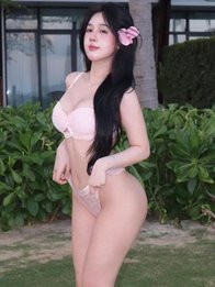 Image of NoirDoll