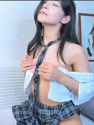 Image of Nina