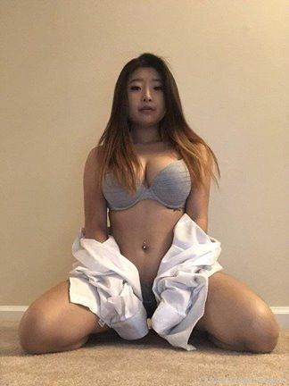 Image of 38EE BOOBS QUEEN Miyuki