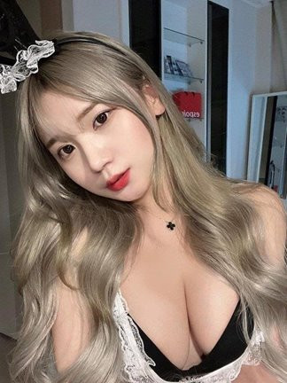 Image of Hot Party Japanese Alisa Incall Outcall