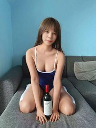 Image of 82a00ddd-7169-4e2e-bc18-4e0d5d753363