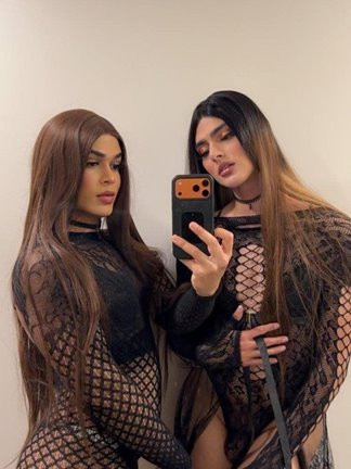 Image of TS CD Laura and Dina
