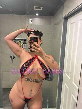 Image of Eve Summers