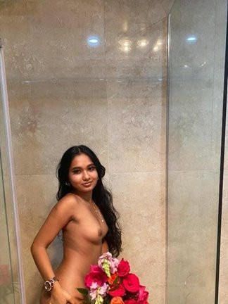 Image of hotyoungslutty