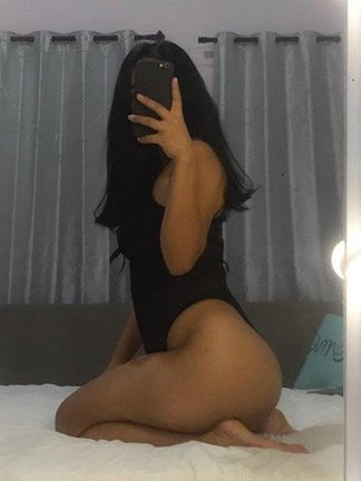 Image of Horny Babe