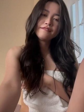Image of Ava
