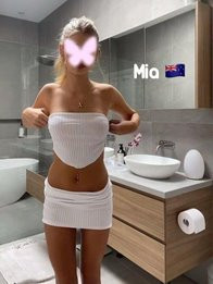 Image of a1ad9c27-c33f-4a2d-ae77-fe7e08dfce4b