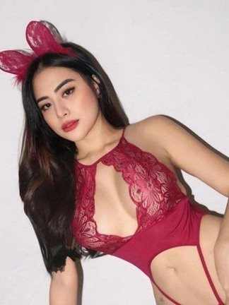 Image of PARTY QUEEN ANAL 3SOME