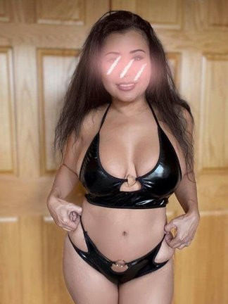 Image of Ella  The Mature Muse
