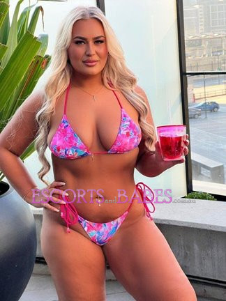 Image of Amber Royale