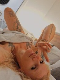 Image of B3C5E698-CABE-475E-9D43-9DCC287901F4