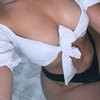 hot babe - Image 2