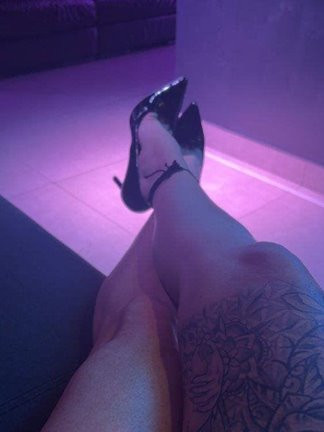 Image of Bendthyknees