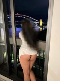 Image of BEDC97E7-BE4B-419C-87D1-1D6F660B62B0