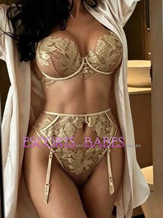 Image of Scarlett King