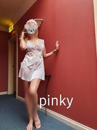 Image of c2b561db-65f3-476e-bd46-45175e131e1d
