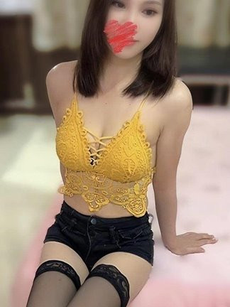 Image of HOT Babe