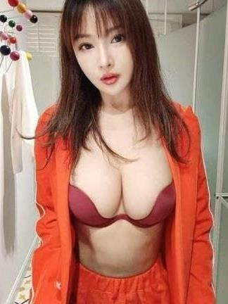 Image of Beautiful And Busty 38DD Japanese  Squirting Queen Gina