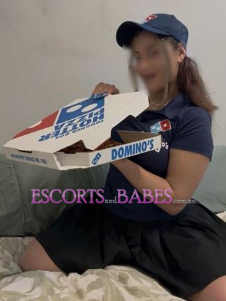 Image of DOMINOS DELIVERY GIRL ONLINE NOW