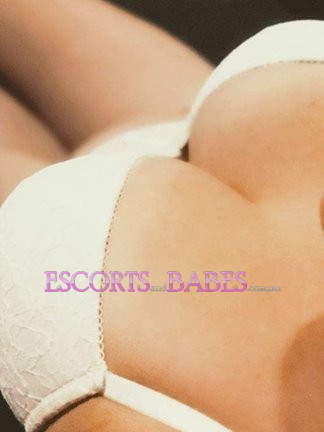 Image of Bella come and book for the best service