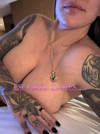 Image of Rebecca Aussie