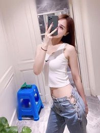 Image of d80f4b55-5c26-403f-bfef-209e7a5927a9