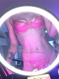 Image of de5aa1bb-9ef9-47fe-ad13-063f3b2418df
