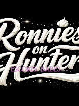 Image of Ronnies On Hunter