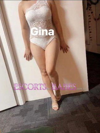 Image of Gina Sydney hot