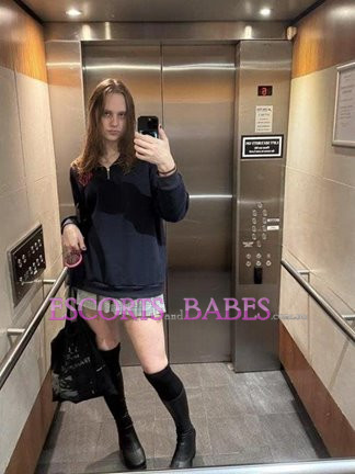 Image of Zoe Van Zant