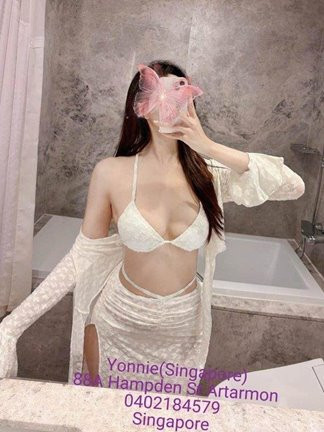 Image of HollywoodMassage88A